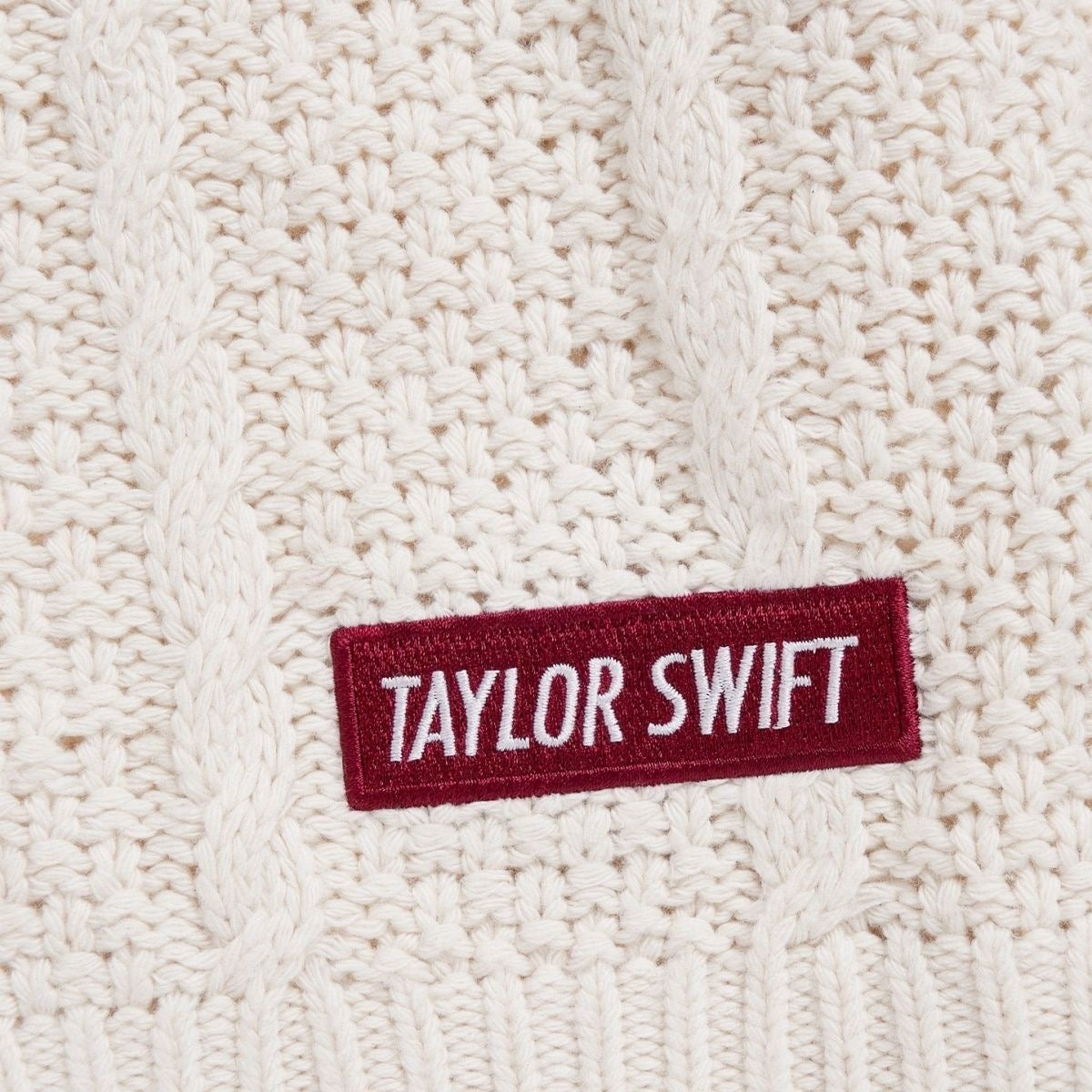 Red Taylors Version Cream Stars Cardigan