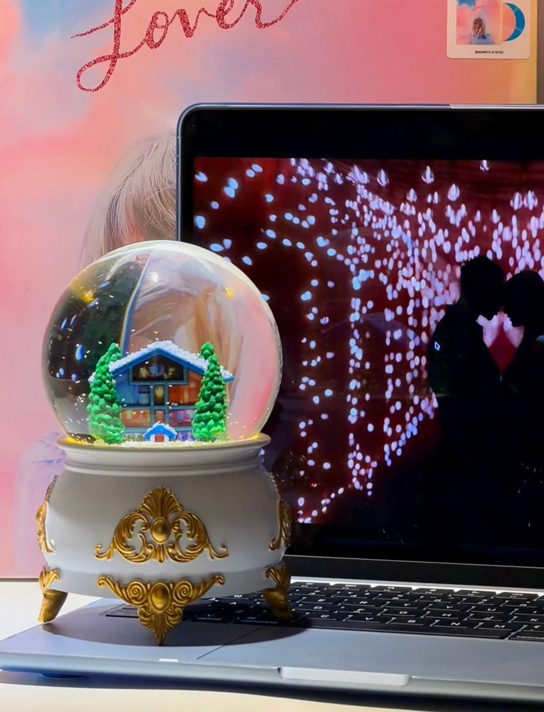 Lover House Snowglobe