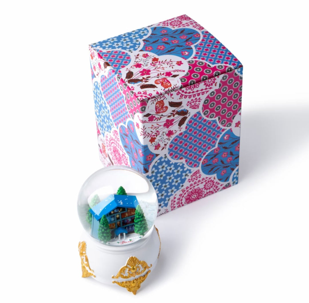 Lover House Snowglobe