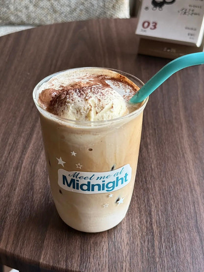 Midnight Glass With Straw 16oz