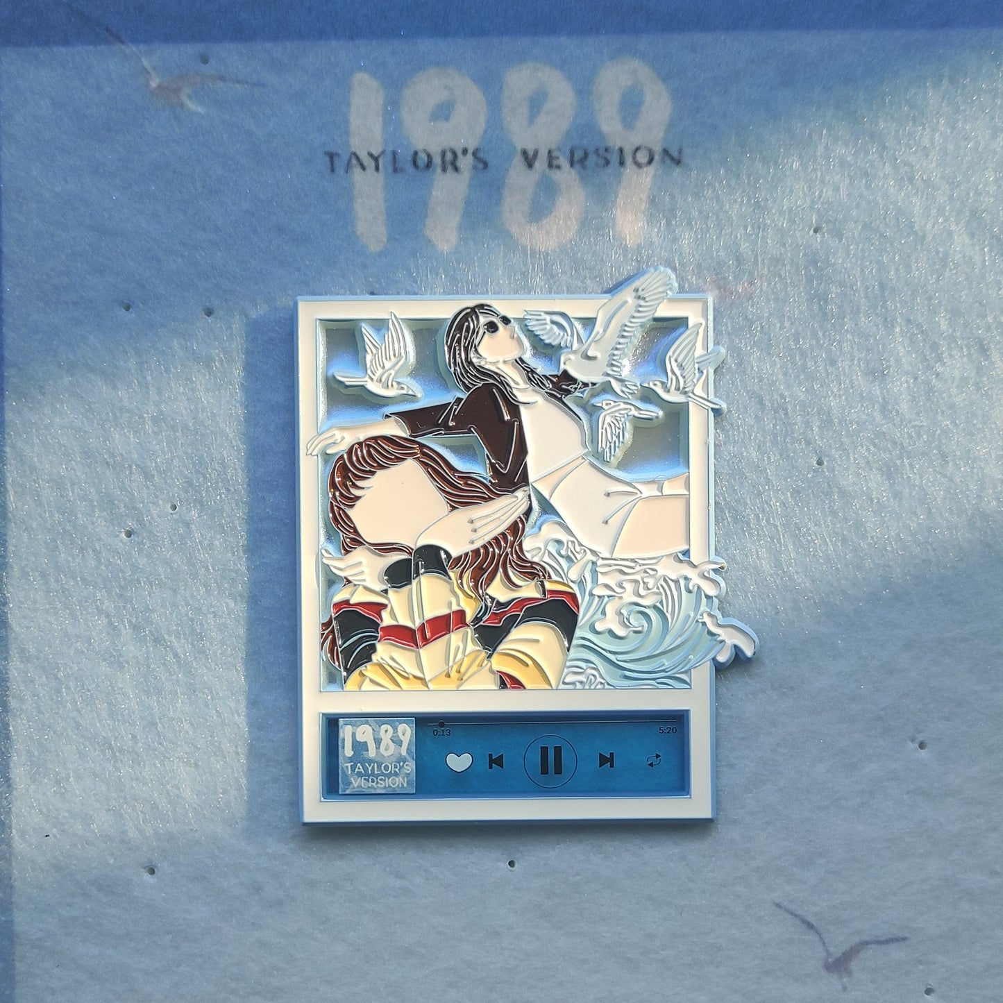 Taylor Swift 1989 Enamel Metal Brooch Pin