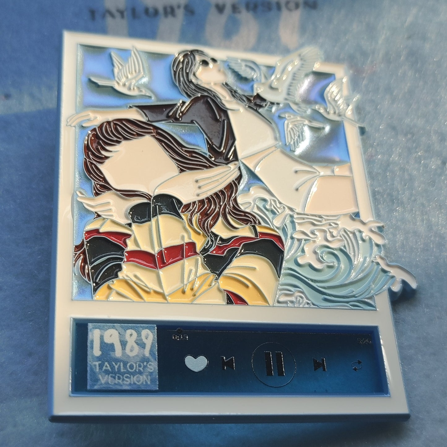 Taylor Swift 1989 Enamel Metal Brooch Pin